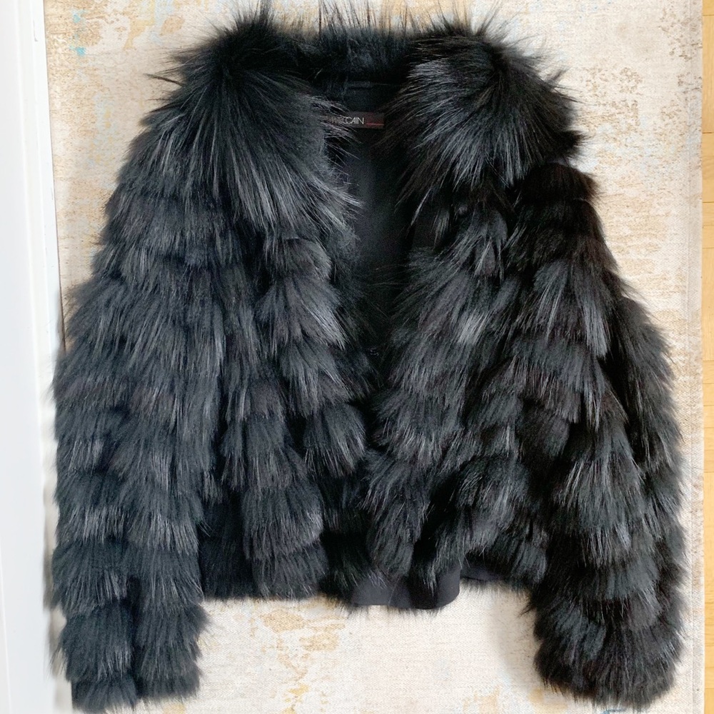 🖤SOLD🖤 Marc Cain Black Silver Fox with 100% silk lining S - Picture 1 of 7